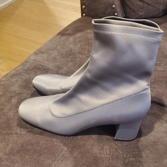 Zara grey satin ankle boots - Picture 2 of 9